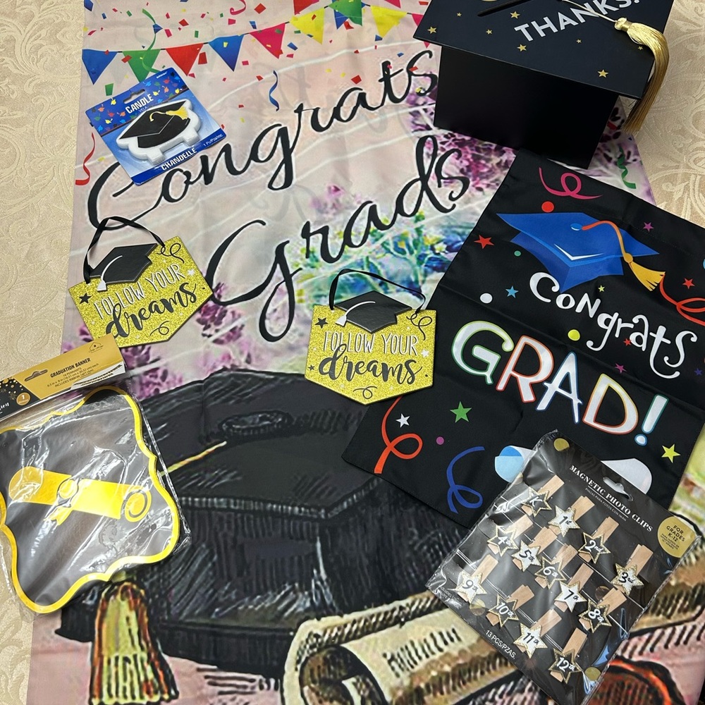 Graduation Bundle 👩‍🎓👨🏻‍🎓 - Picture 11 of 12